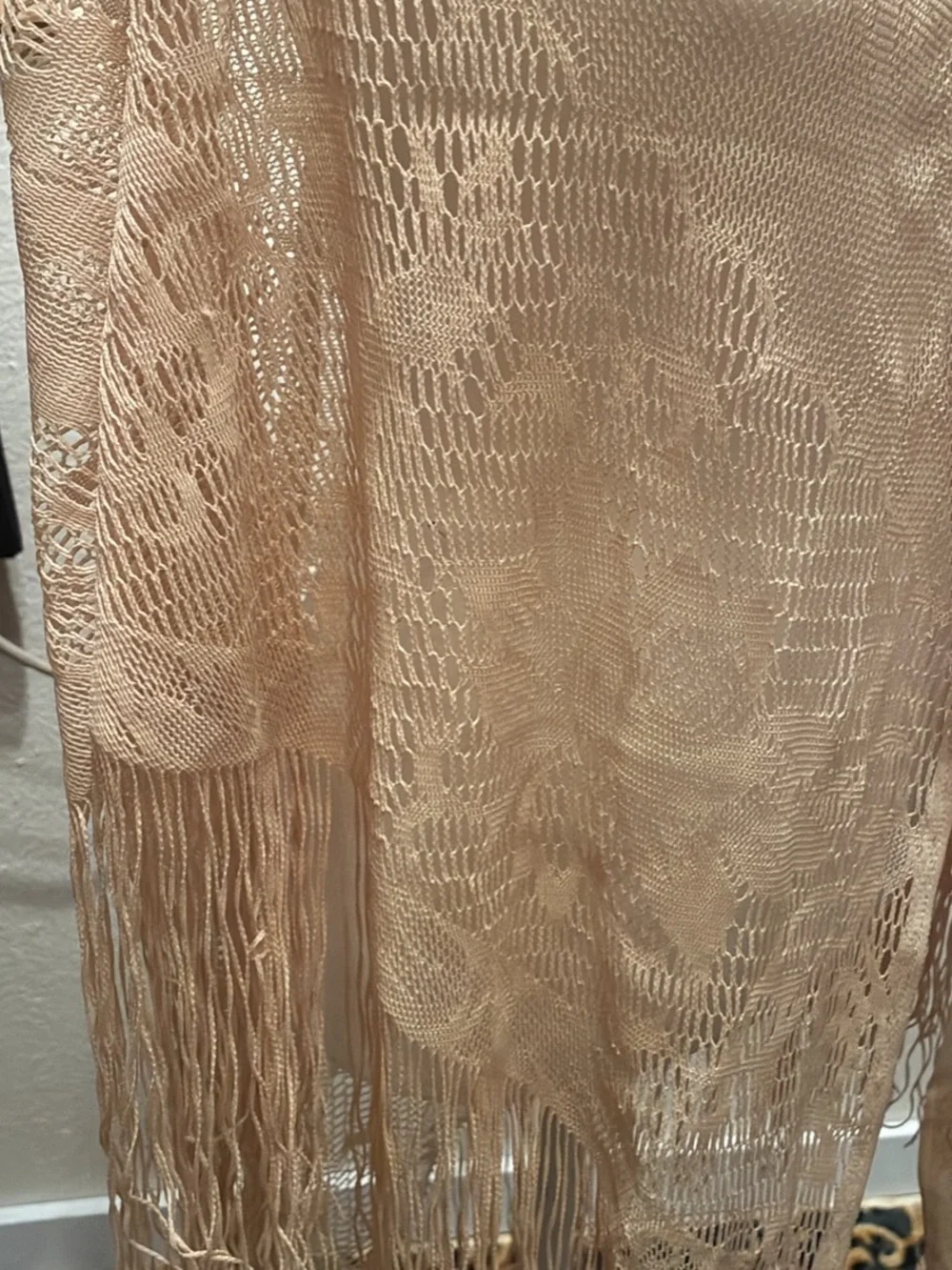 Light Beige Fringe Shawl Wrap - Unbranded. Vintage.